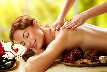 Rücken–Marmamassage oder Breuss–Rückenmassage